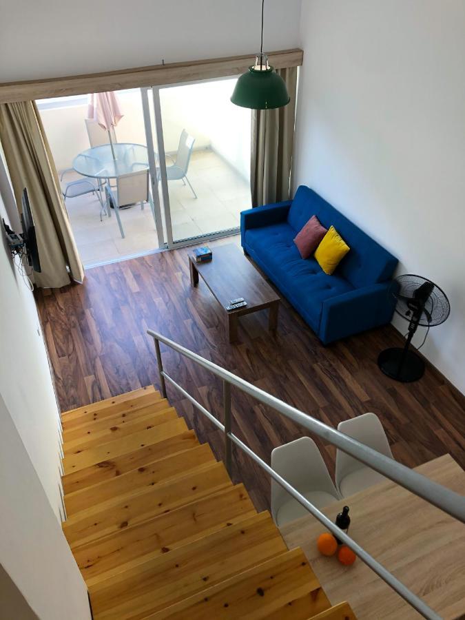 איה נאפה Cozy Loft Apartment מראה חיצוני תמונה